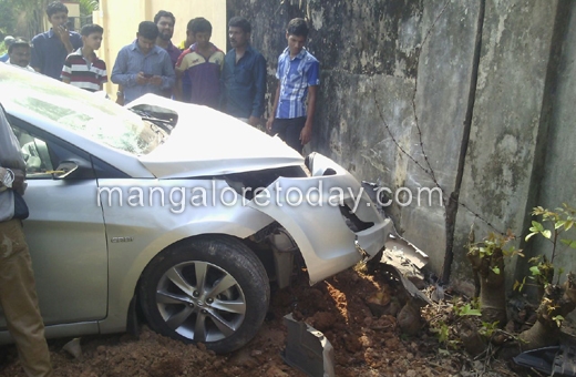Car accident at kuntikana
